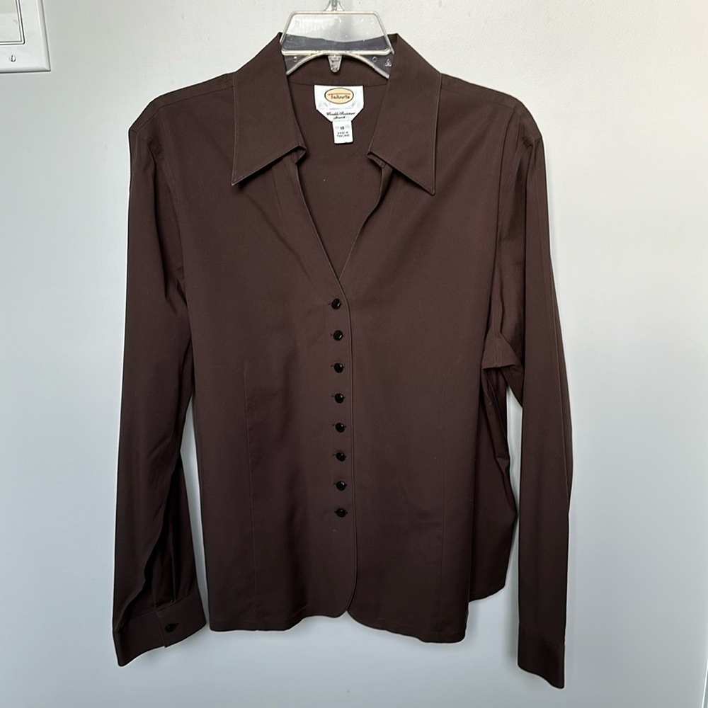 Talbots elegant dress shirt, wrinkle resistant